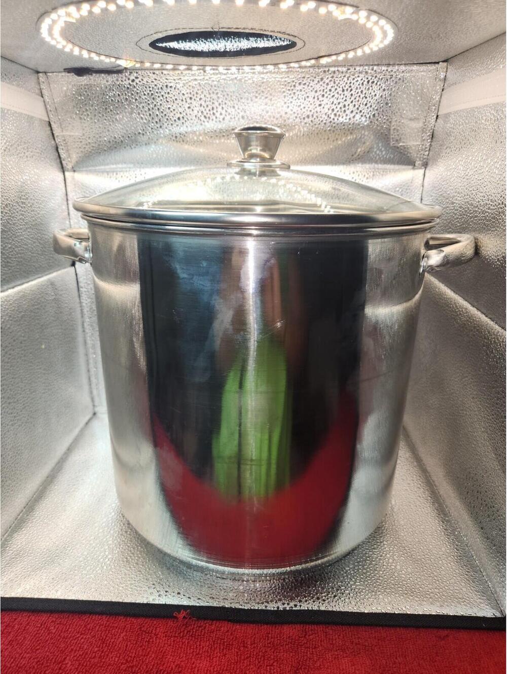 Stainless Steel Stock Pot 16 Quarts, Insulated Bottom, Glass Lid Kitchen Canning